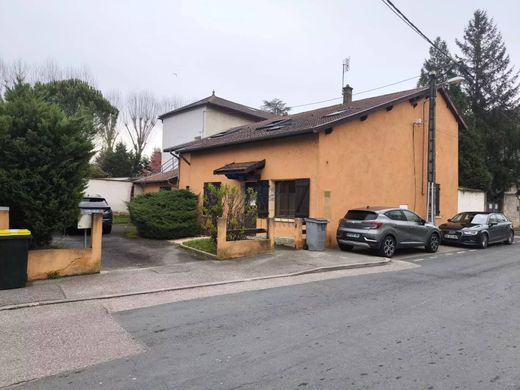 Kantoor in Genay, Rhône