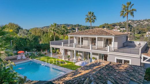 Mougins, Alpes-Maritimesの高級住宅