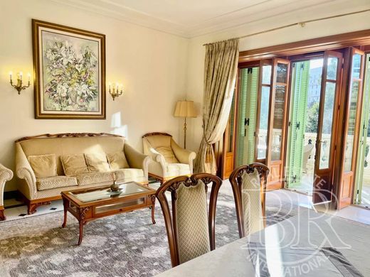 カンヌ, Alpes-Maritimesのアパートメント