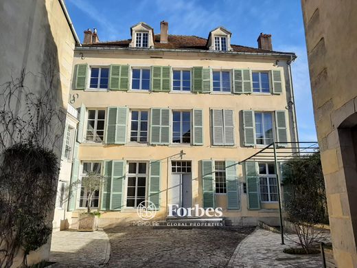 Luxe woning in Montbard, Cote d'Or