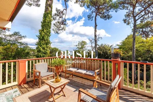 Villa in Lège-Cap-Ferret, Gironde