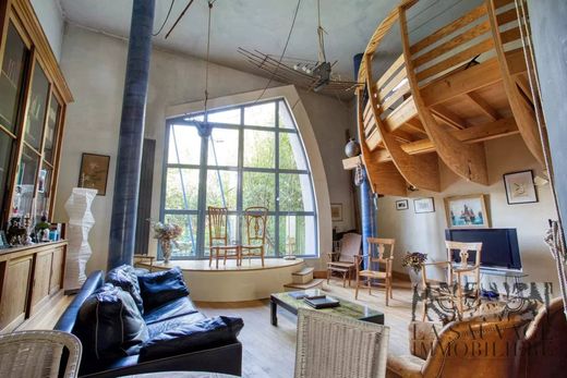 Luxury home in Meudon, Hauts-de-Seine