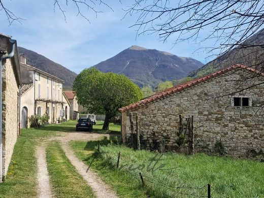 Rural or Farmhouse in Dieulefit, Drôme