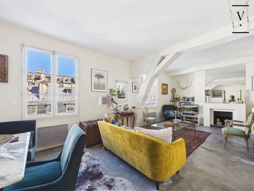 Apartment in Montorgueil, Sentier, Vivienne-Gaillon, Paris