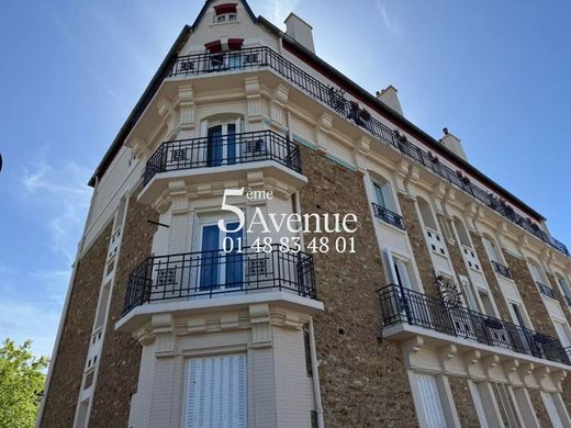Apartment in Saint-Maur-des-Fossés, Val-de-Marne