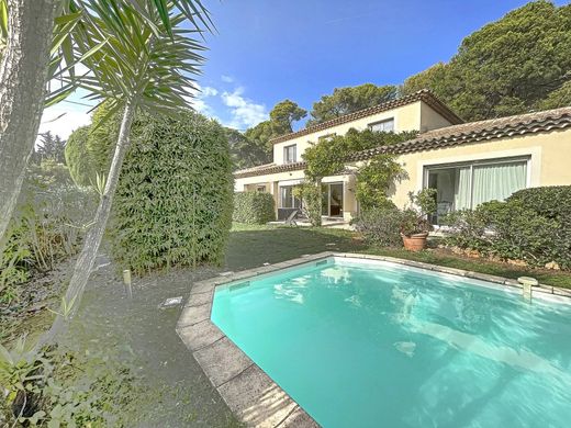 Villa in Le Cannet, Alpes-Maritimes