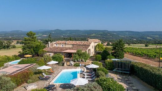 Luxury home in Gargas, Vaucluse