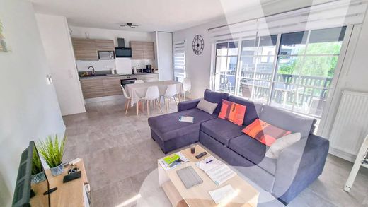 Apartment / Etagenwohnung in Arcachon, Gironde