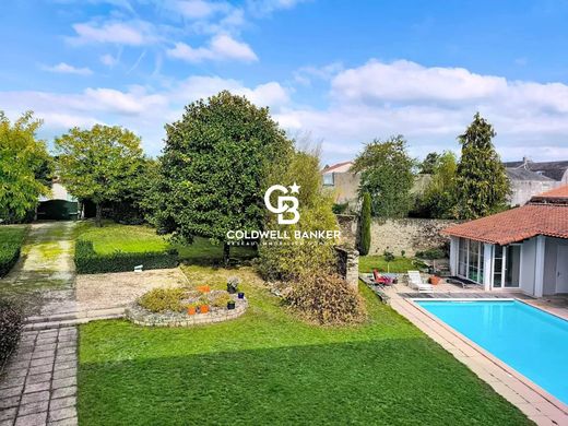 豪宅  Les Herbiers, Vendée