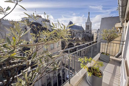 Apartment in Beaubourg, Marais, Notre Dame - Ile de La Cité, Paris