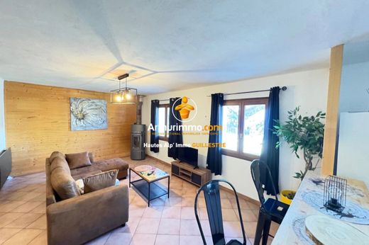 Luxury home in Saint-Véran, Hautes-Alpes