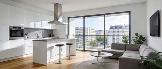 Appartement in Puteaux, Hauts-de-Seine