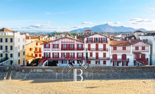 Casa di lusso a Saint-Jean-de-Luz, Pirenei atlantici