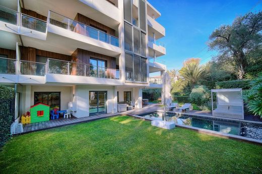 Daire Juan-les-Pins, Alpes-Maritimes