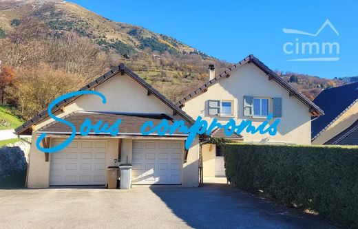 Luxury home in Saint-Honoré, Isère