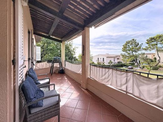 Apartment in Villeneuve-Loubet, Alpes-Maritimes