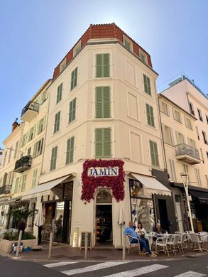 Residential complexes in Cannes, Alpes-Maritimes