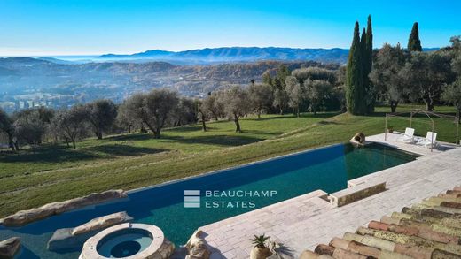 Villa en Chateauneuf de Grasse, Alpes Marítimos