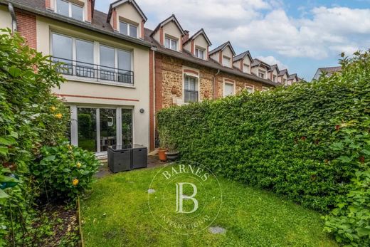 Luxury home in Le Chesnay, Yvelines