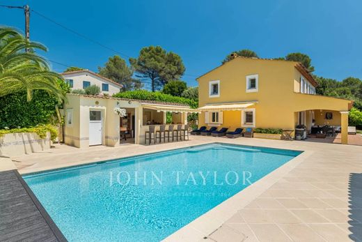 Luxus-Haus in Valbonne, Alpes-Maritimes