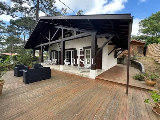 Luxury home in Lège-Cap-Ferret, Gironde