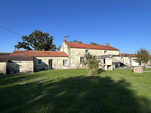 La Sicaudais, Loire-Atlantiqueの高級住宅