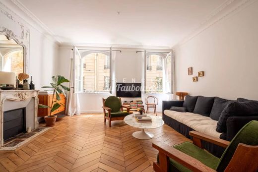 Apartment in Provence-Opéra – Grands Boulevards, Paris