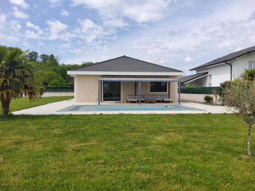 Luxury home in Rives, Isère