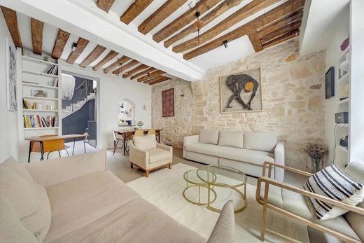 Apartment in Beaubourg, Marais, Notre Dame - Ile de La Cité, Paris