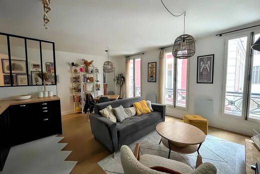 Apartment / Etagenwohnung in Canal Saint Martin, Château d’Eau, Porte Saint-Denis, Paris