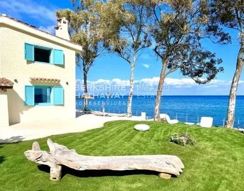 Villa in Pula, Provincia di Cagliari