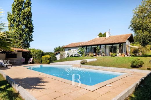 Luxury home in Bassussarry, Pyrénées-Atlantiques