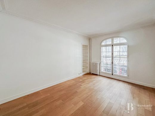 Apartament w Monceau, Courcelles, Ternes, Paris