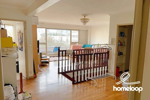 Apartament w Nanterre, Hauts-de-Seine