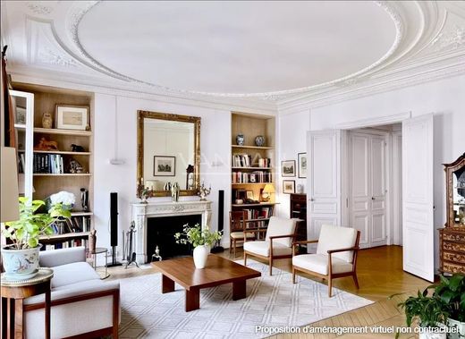 套间/公寓  Champs-Elysées, Madeleine, Triangle d’or, Paris