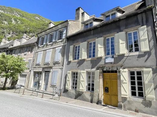 Casa de lujo en Saint-Béat, Alto Garona