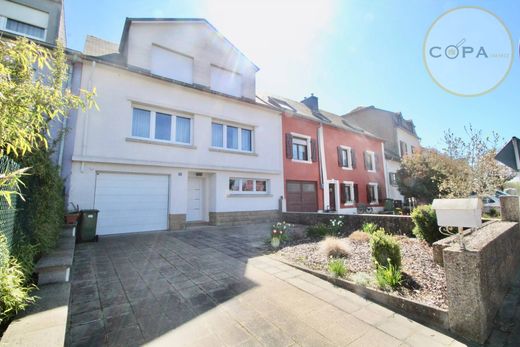 Luksusowy dom w Hellange, Frisange