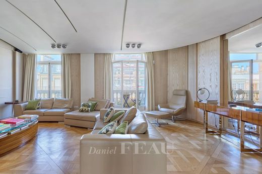 Apartment in La Muette, Auteuil, Porte Dauphine, Paris