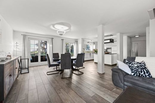 Villa a Chernex, Riviera-Pays-d'Enhaut District