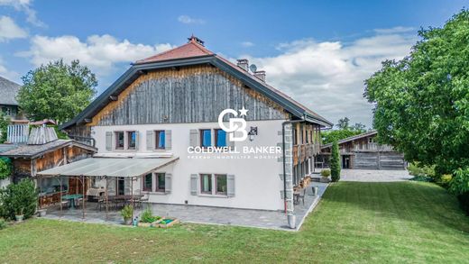豪宅  Arbusigny, Haute-Savoie