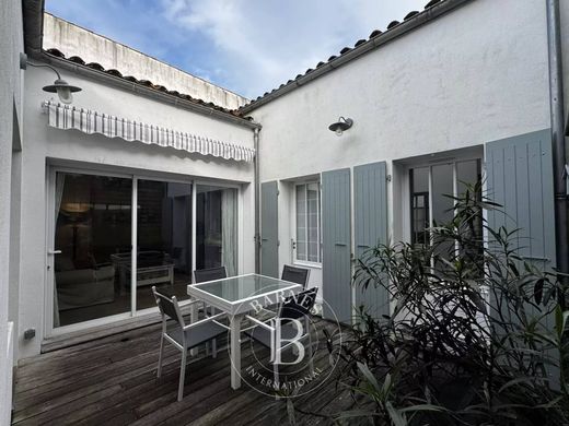 Πολυτελή κατοικία σε Les Portes-en-Ré, Charente-Maritime