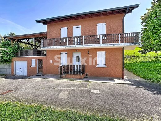 Luxury home in Valserhône, Ain