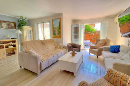 Casa di lusso a Golfe-Juan, Alpi Marittime