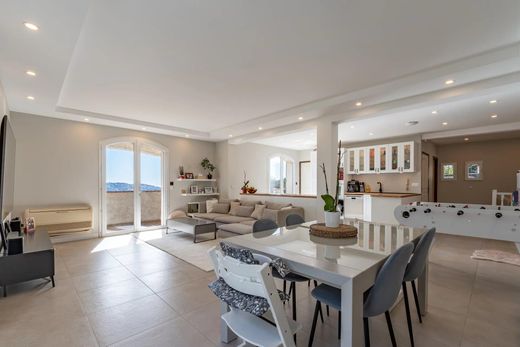 Luxury home in Saint-Laurent-du-Var, Alpes-Maritimes