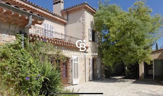 Daire Mouans-Sartoux, Alpes-Maritimes