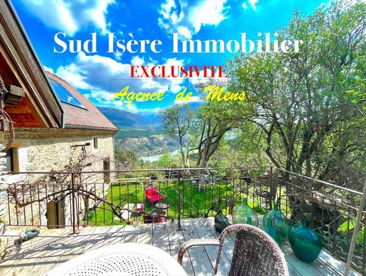 Элитный дом, Saint-Sébastien, Isère