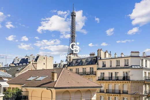 Apartment in Motte-Picquet, Commerce, Necker, Paris