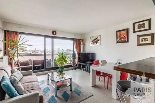 Apartment / Etagenwohnung in Boulogne-Billancourt, Hauts-de-Seine