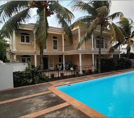 빌라 / Péreybère, Rivière du Rempart District