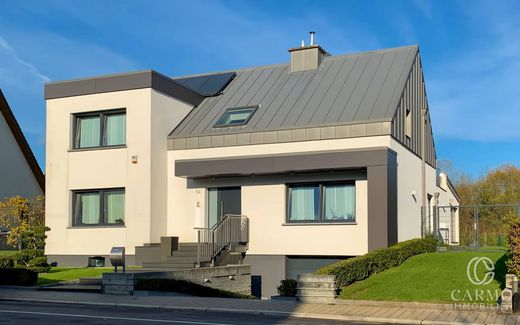 Willa w Mamer, Capellen